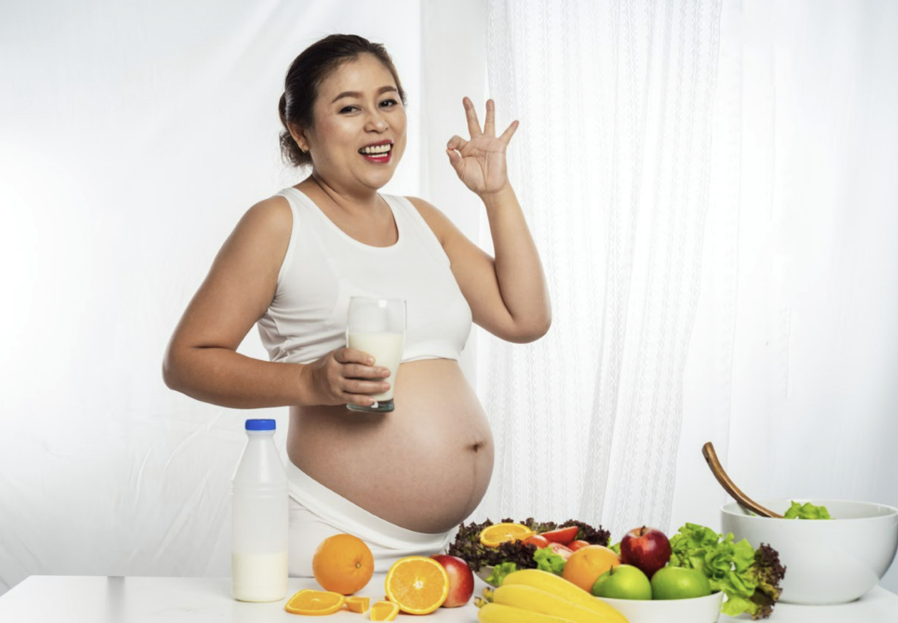 smoothing saat hamil, bahaya smoothing bagi ibu hamil, perawatan rambut ibu hamil, smoothing aman untuk ibu hamil, Bunda, si Kecil